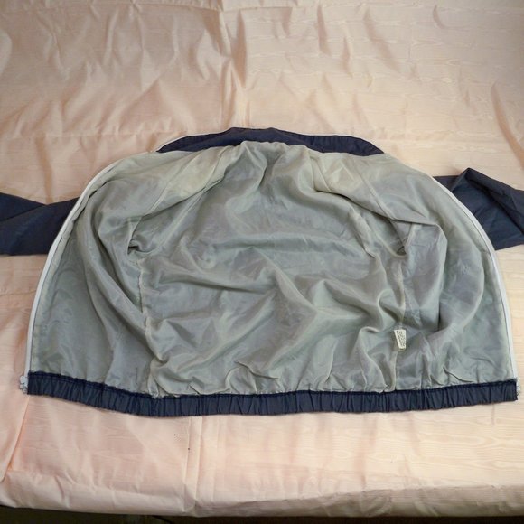 Epcot 1982 Oct, Child's Blue Gray *Windbreaker Jacket - Picture 10 of 11